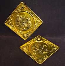 Vtg Pair Embossed Brass Wall Plaques Made in England World Gift Colonial Pub 7 picture