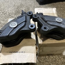 2018 HARLEY STREET GLIDE SPECIAL FRONT LEFT & RIGHT BRAKE CALIPERS SG49 picture