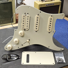 2001 Fender American Deluxe HSS Strat Loaded Pickguard - Noiseless Pickups USA picture
