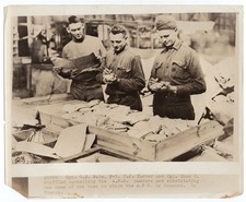 1918 US Army Postal Employees at Work St. Pierre des Corps France News Photo picture