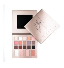 Billy B X Gallany Essentials Palette Limited Edition  picture