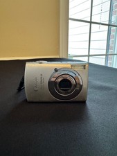 Canon PowerShot SD 870 IS Digital ELPH 8.0MP 3.8x Digital Camera Silver picture