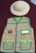 Melissa and Doug Backyard Explorer Play Costume Set 3-6 Yr Beardsley Zoo CT NEW picture