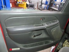 06-07 Silverado Sierra Left LH Driver Side Front Door Trim Panel W/O Switch picture