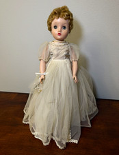 Vintage 1957 Madame Alexander Elise Bride Doll 16” Original Tagged Wedding Gown picture