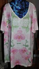 1XL NWOT Women's Sakurafina Pink & White Floral Short Sleeve V-Neck Tunic Top picture