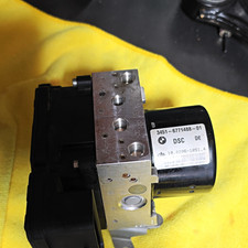 OEM 06-08 BMW 3-Series, to 09/2007, Anti-Lock Brake Module ABS Pump Assembly picture