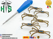 Pátellą Cláw Titanium Small,Medium, Large with screws & Screwdriver (7 pcs Set) picture