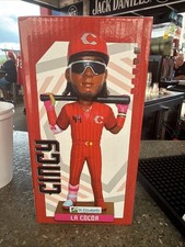 ELLY DE LA CRUZ——LA COCOA--------CINCINNATI REDS---BOBBLEHEAD----SGA----2026 picture