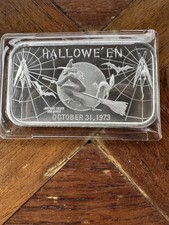 Vintage 1973 Happy Halloween Madison Mint 1 Oz .999 Silver Bar picture