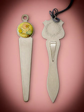BOOK MARK’S   TWO (2) ANTIQUE METAL  Great Designs L@@K NICE picture