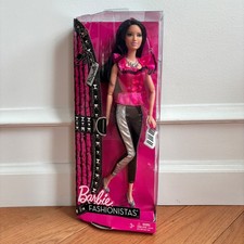 Barbie Fashionistas Raquelle Doll 2011 Mattel New In Box picture
