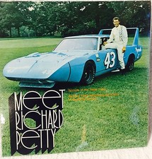 Meet Richard Petty Record 1970 LP & Book NASCAR Plymouth Superbird Race Car NEW picture