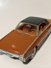 1/18 scale diecast model of the 1963 Chrysler Turbine Bronze by Road Signature picture