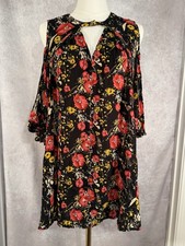 Umgee Boho Floral Cold Shoulder Shift Dress (Medium) Black Red Keyhole -Fall picture