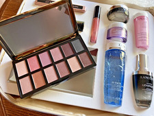 LANCOME 2022 LIMITED EDITION 10 PIECE HOLIDAY BEAUTY BOX NEW in Gold Case wo/Box picture
