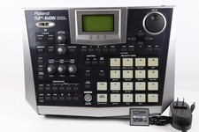 Roland SP-606 Sampling Workstation Ver.1.11 W/CF 128MB Adapter(100-240V) From JP picture