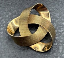 Vintage Grosse (Dior Designer) Love Knot Textured Modernist Brooch Pin Gold Tone picture