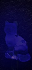 Fenton Sitting Cat Green With Reactive Opalescent Signed D. Yeuel Floral picture