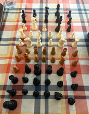 VTG Cavalier Chess Wood Staunton Chess Pieces Set picture