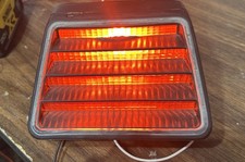 MERCEDES W124 W126 W201 SEDAN 3RD BRAKE LIGHT ASSEMBLY 0008201609 E320 300E SEL picture