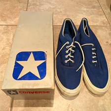 Vintage USA Converse Men’s Size 12 Blue/White Canvas Lace-Up Skidgrip Outsole picture