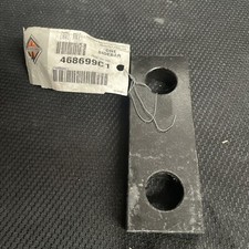 OEM International/Navistar Sidebar/Shackle  468699C1 NOS. (HC-4B) picture