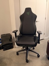 Razer Iskur X Ergonomic Gaming Chair Black/Green – Excellent Used Condition picture