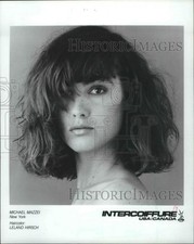 1986 Press Photo This hair design above offers a loose, flowing shape picture
