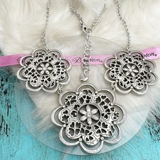 Brighton Adagio Triple Flower Reversible Necklace Bib Collar Silver Gold Plate picture