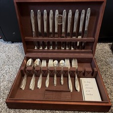 Vintage Naken Silverware Chest William Rogers Starlight Pattern 50 Pieces Set picture