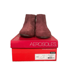 NIB Aerosoles Willingly Ankle Wine Pull On Flat Boots Booties Sz 9 picture