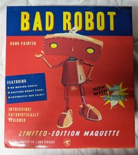 2011 Quantum Mechanix (QMX) Bad Robot Limited-Edition Maquette Figure 713/1000 picture