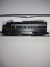 Kato N Scale Pennsylvania Railroad PRR 9661 Locomotive 176-094  Single Headlight picture
