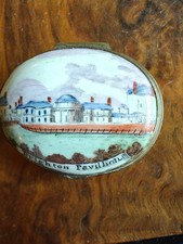 Antique rare  Bilston enamel Brighton patch box,  1790c picture