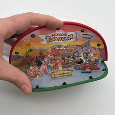1993 Rare Vintage Disneyland Toontown Pop-up Diorama Snap Back Hat picture