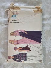 Vintage 1970 Vogue 7904 Maxi Robe Dress Wide Pants Pattern Bust 31.5 Boho Size 8 picture