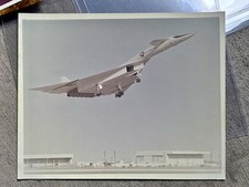 Original Vintage North American XB-70 Valkyrie USAF Press 8x10 Photo picture