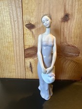 Lladro Bridesmaid 5598, Pink Dress, Authentic Porcelain Figurine, Mint Condition picture