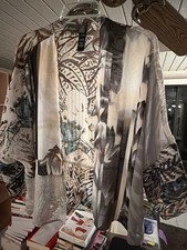 Chico's Traveler Collection Women's Size 1 Sheer Patterned Kimono Cardigan picture