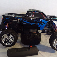 Traxxas nitro rustler 2.5 picture