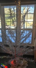Vintage 1950's Fairyland Craft House Aluminum Tree 6.5 Foot Christmas #5006 picture