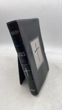 THE Holy Bible Leather Bound NKJV UltraThin Reference Bible 1996 picture