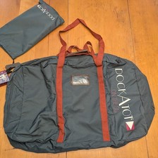 DockATot On The Go  Travel Carry Bag Blue w/ Red Straps New with Tags picture