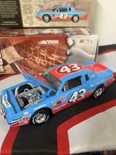 1/24 Richard Petty 1984 STP picture