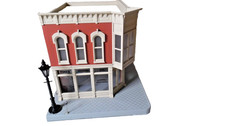MTH RailKing 30-90159 O Scale Pennsylvania Ticket Office Corner Building-Lighted picture