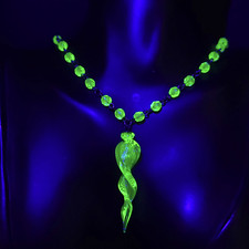 Uranium Glass Necklace 18'' Vaseline Czech Vintage Beads Women`s Jewelry picture