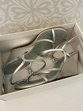 Nine West Deklyn Faux Leather Wedge Sandals – Silver – Size 7.5 – Brand New picture