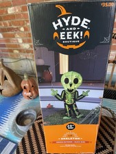 Hyde and Eek picture