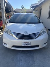 2015 Toyota Sienna XLE picture